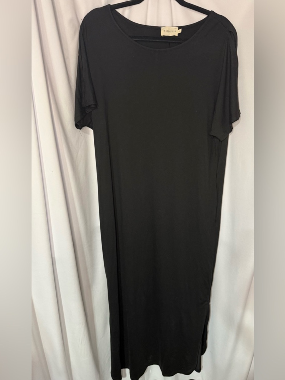 Ninexis Black Crewneck Dress